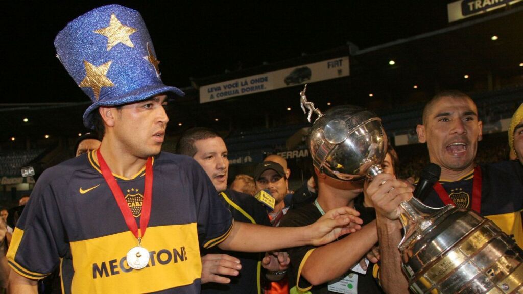 Riquelme, um dos maiores ídolos da história do Boca Juniors, após a conquista de 2007. Foto: Reprodução/ Fotobaires